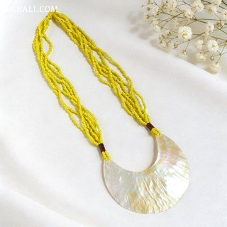 New Design Beads Necklace Shell Pendant